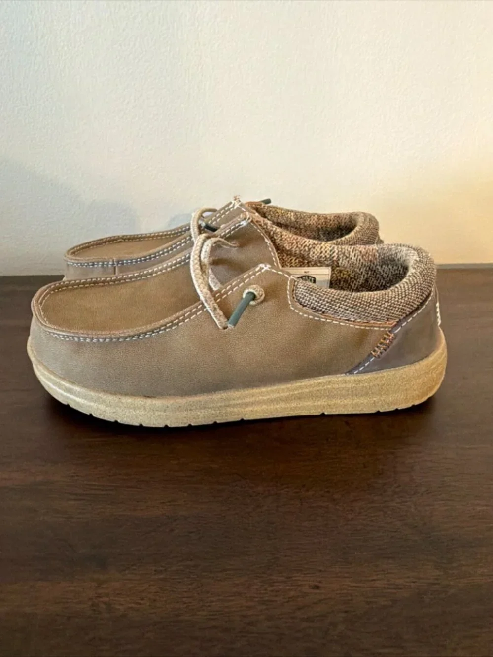 Hey Dude Paul Youth Classic Tan Kids Slip On Shoes Size C12 Excellent